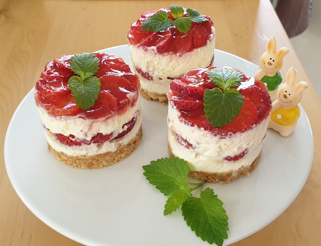Erdbeer-Frischkäse-Törtchen, Simones Küchenblog